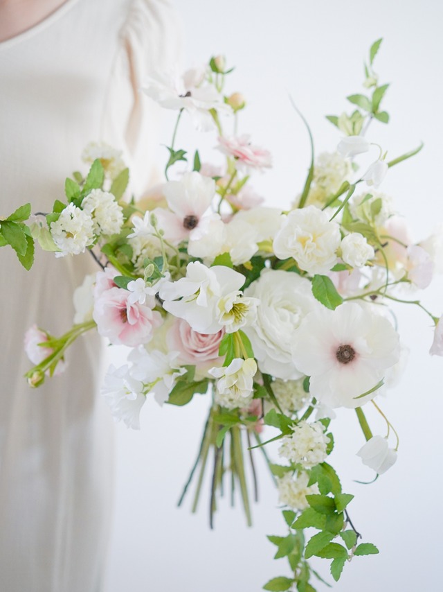 〈完成品販売ブーケ〉white pink artificial flower bouquet