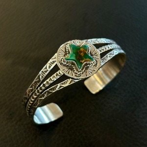 ヘンリーマリアーノ(HenryMariano) ロイストンスタンプワークバングル