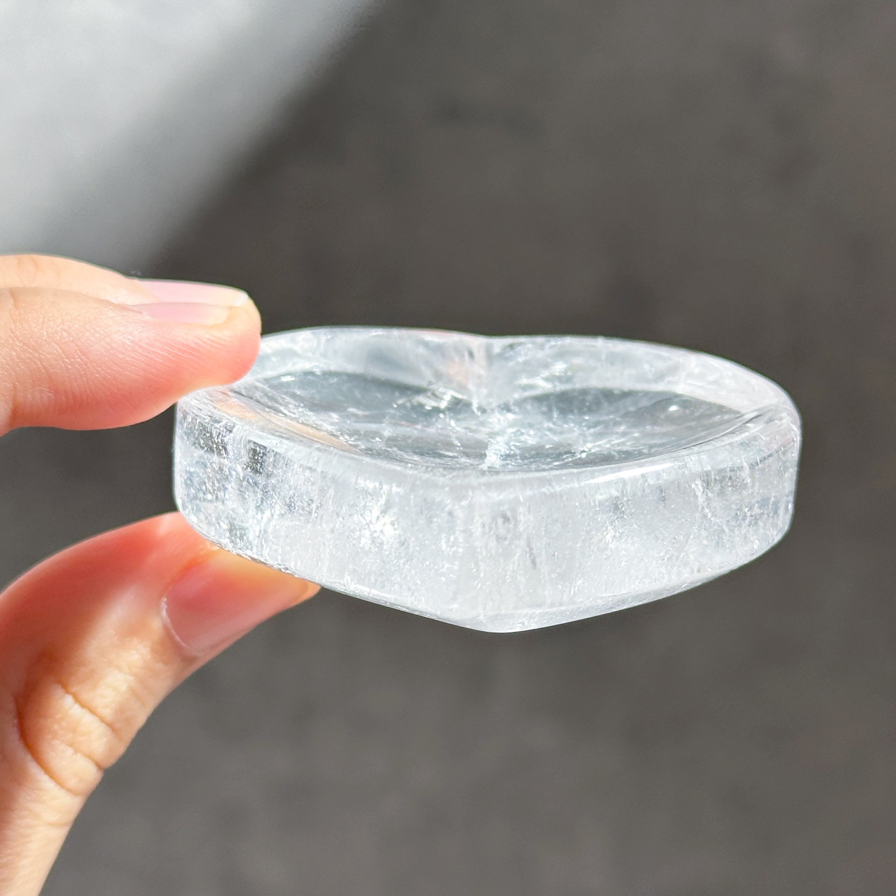 クリアクォーツハート型のうつわ 41◇ Clear Quartz ◇ 天然石・鉱物
