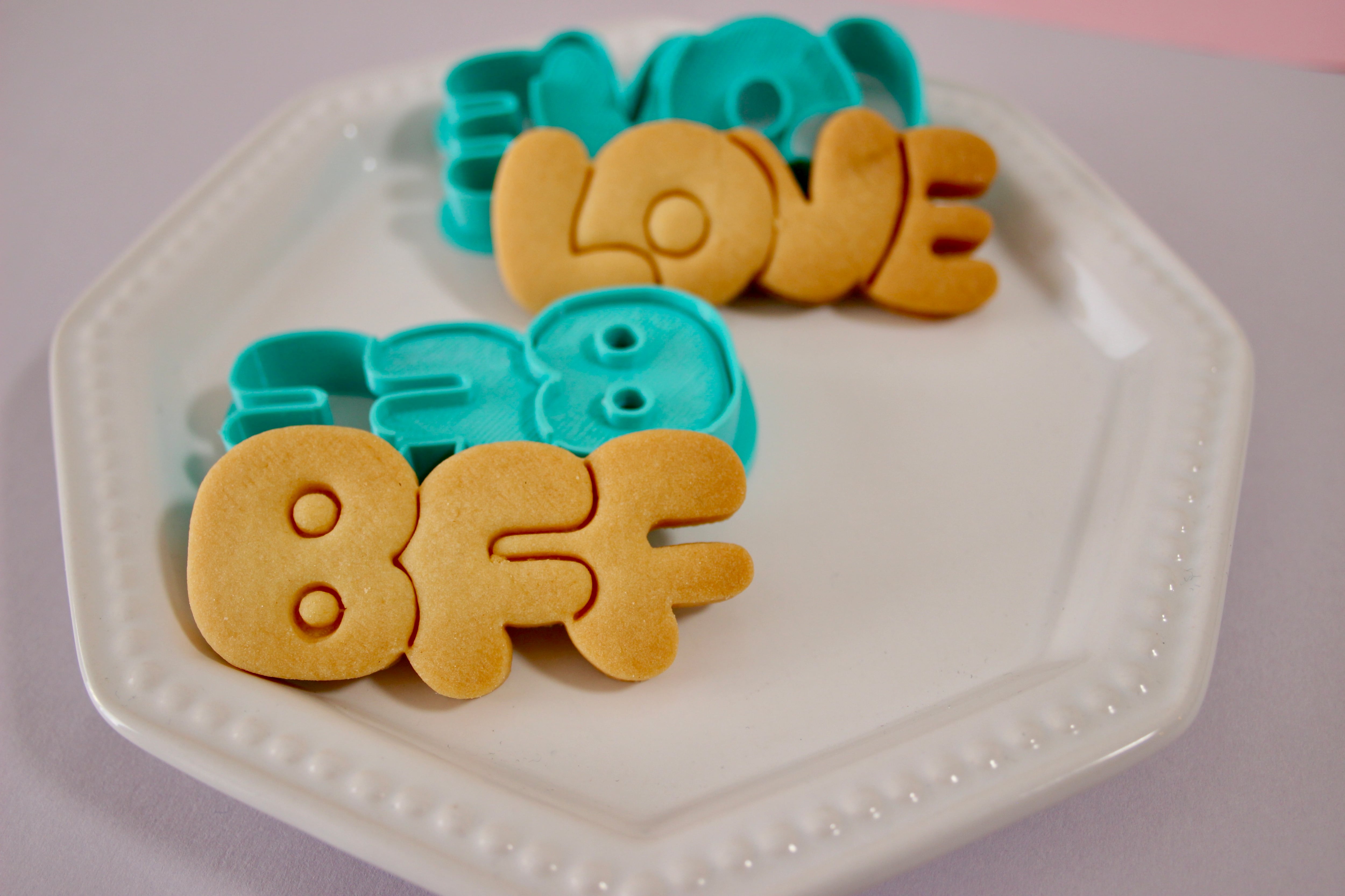 クッキー型用画像 Amazon.co.jp: [SDCADQ]クッキー型抜き ちいかわ ハチワレ うさぎ