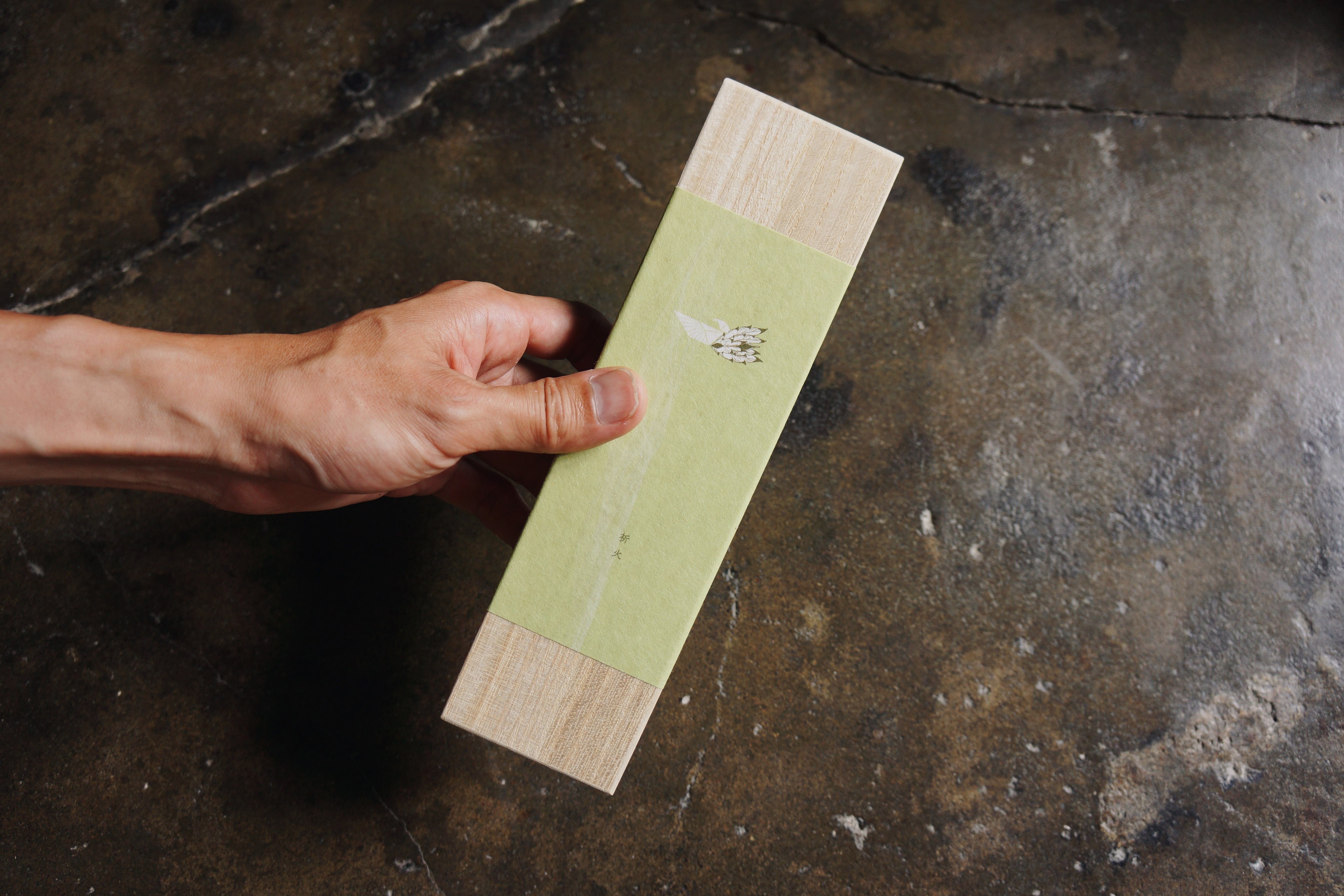 和蝋燭「祈火 桐箱」ネイティブアメリカンの浄化 | HAZE和蝋燭