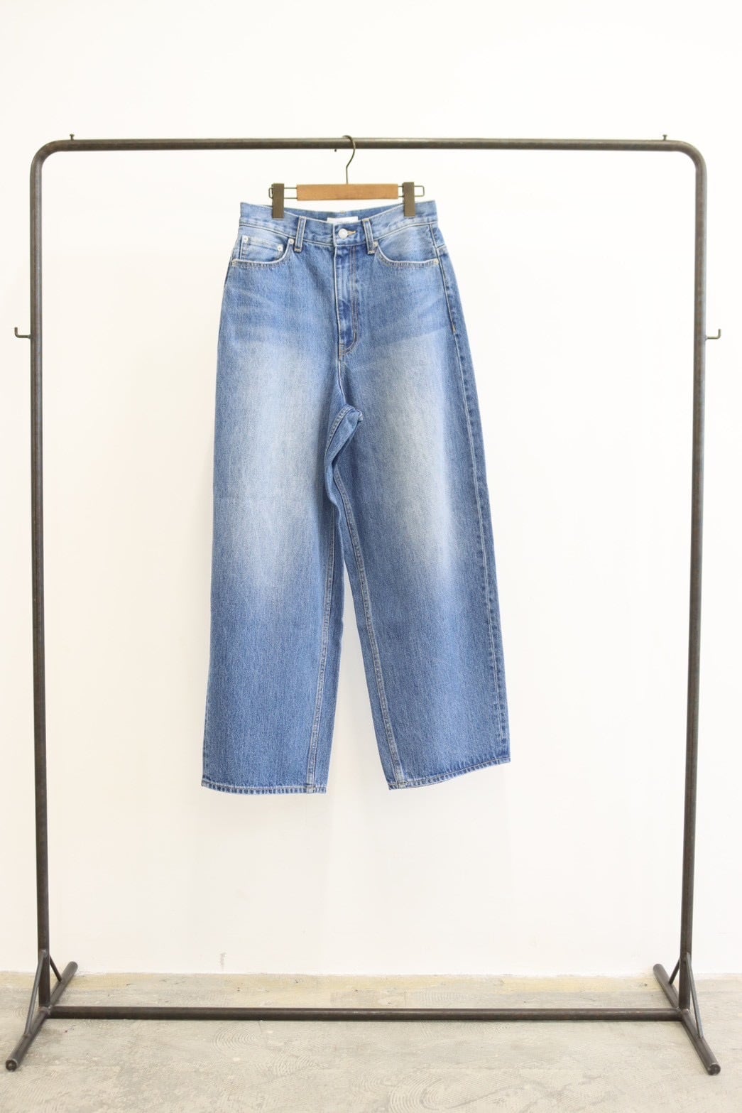 【LEMELANGE】スラブデニムパンツ 8613501