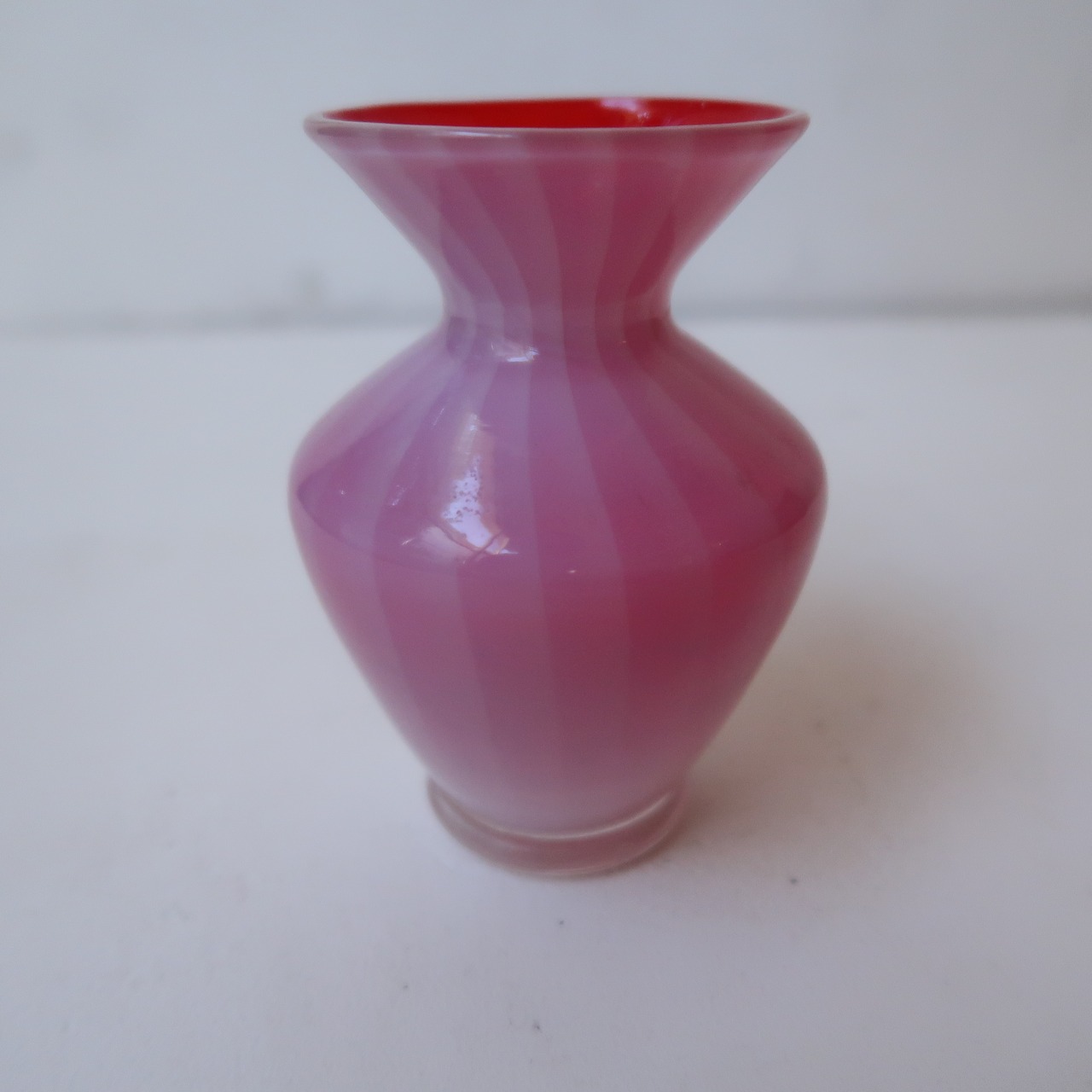 いちごと練乳の花瓶