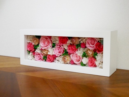 Framed preserved flower arrangement*Pink wide (フレーム入りアレンジメント＊プリザーブドフラワー＊横長ピンク)