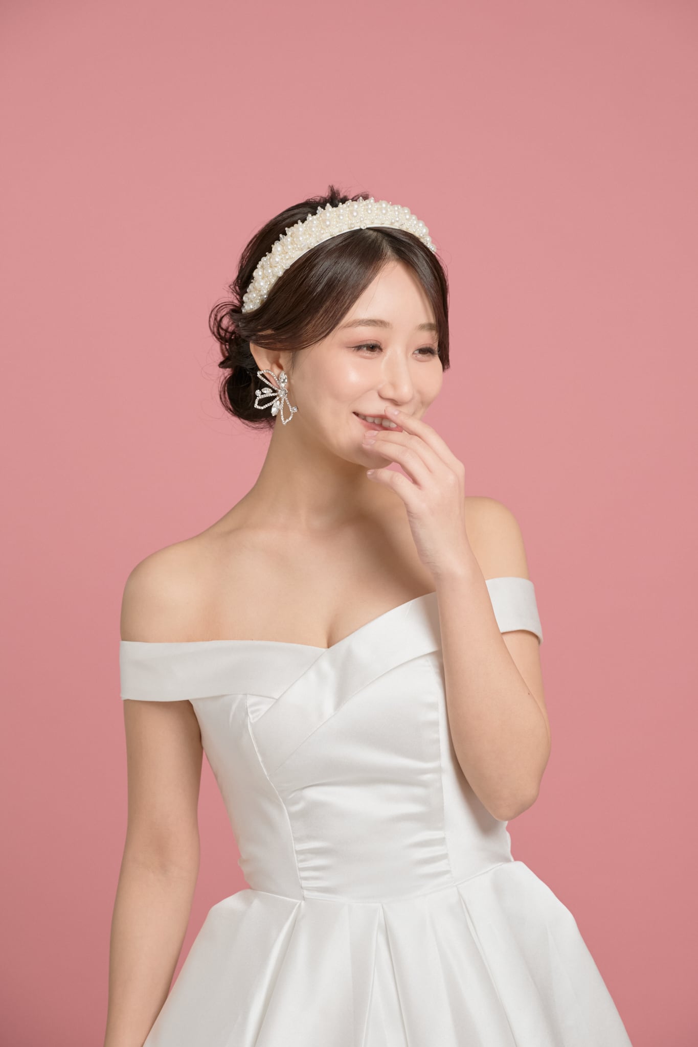 Elizabeth Bower】Mari Statement Stud シルバーイヤリング