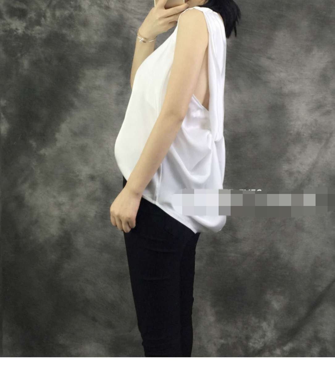 【レア美品】背中あき ニット風　ノースリーブトップス