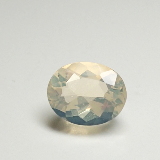 T20-785 オパール　1.77ct