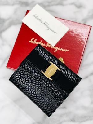 Salvatore Ferragamo サルヴァトーレ フェラガモ　ヴァラリボン　リザード型押し　ウォレット　２つ折り　コンパクト　財布　ブラック　vintage　ヴィンテージ　オールド　Accessories　2ufehp