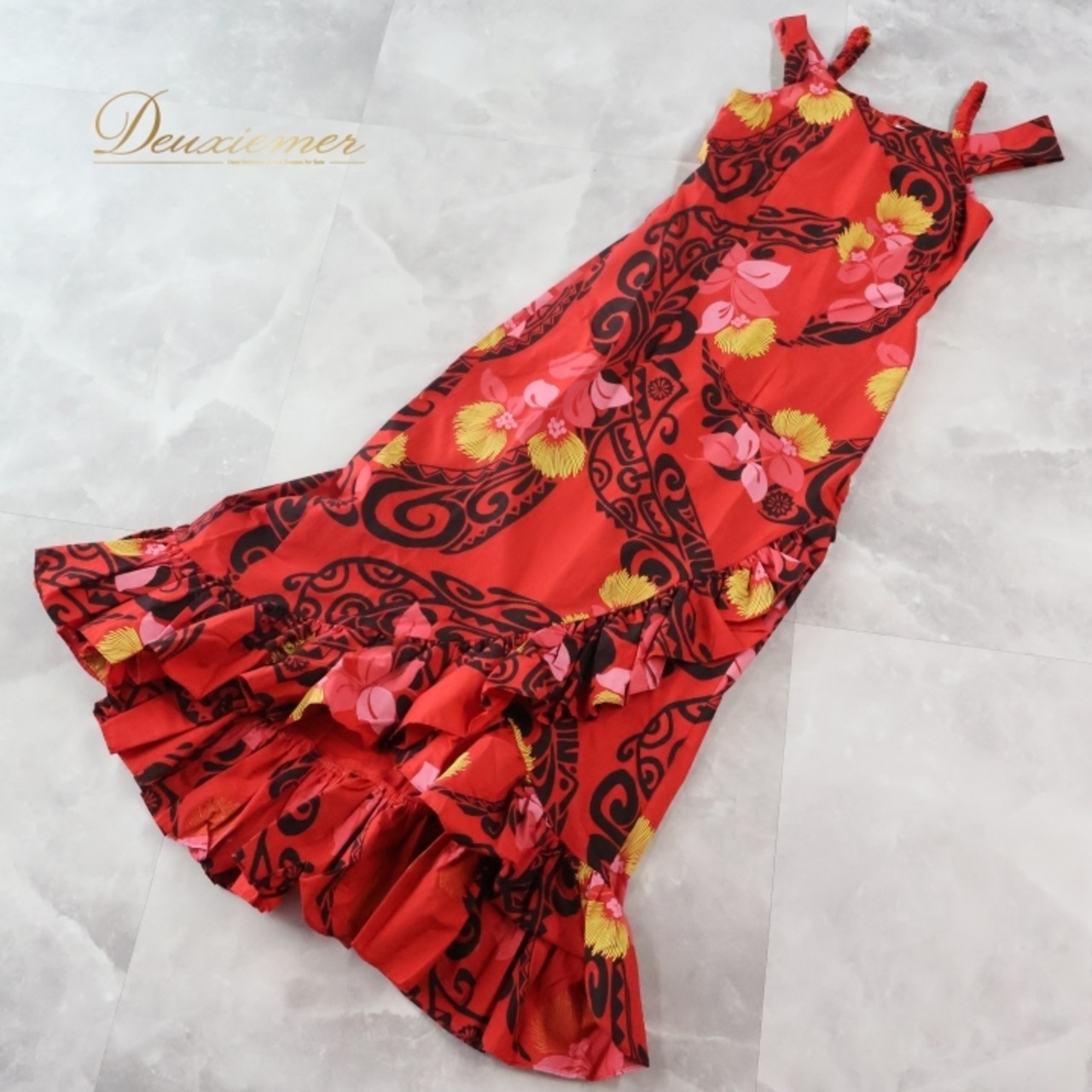 フラダンス 衣装 ワンピース ドレス レッド系 ムームーファクトリー ハワイ製 ハワイアンプリント アロハ T&amp;L MUUMUU FACTORY フラ ダンス レッスン 練習 花柄 植物柄 華やか 鮮やか フリル キャミソール オフショル かわいい おしゃれ ブラック系 イエロー系 ピンク系 赤 黒 黄 ピンク フラダンス衣装