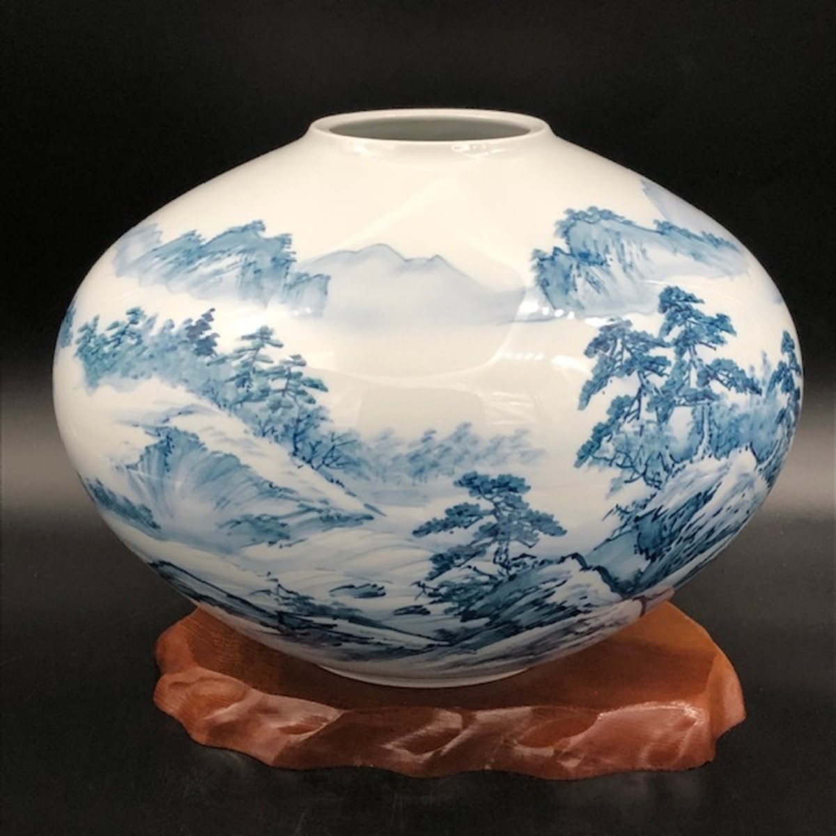 a572563e08bd8bafdcb0decd5713f4  