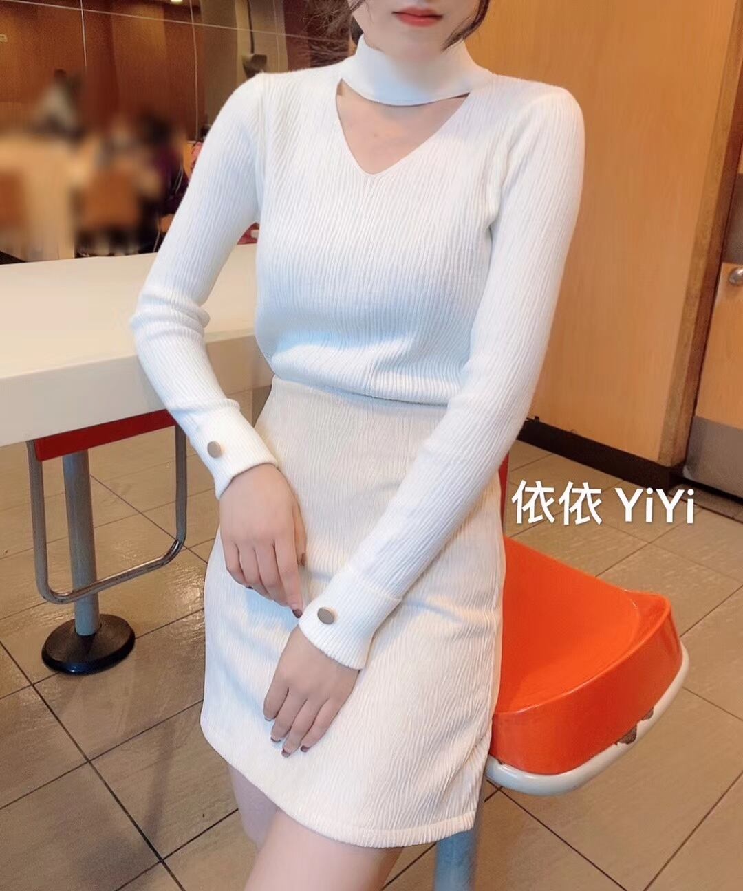 チョーカー風　ニットトップス　AJ111-D33