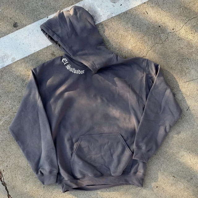 ネックロゴシンプルフーディー　1093