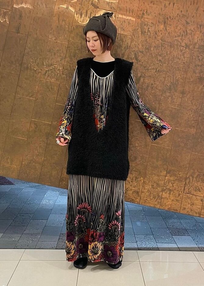 美品 フォトコピュー VALERIEヴァレリー ニットベスト ウール アルパカ 美品 フォトコピュー VALERIEヴァレリー ニットベスト ウール アルパカ