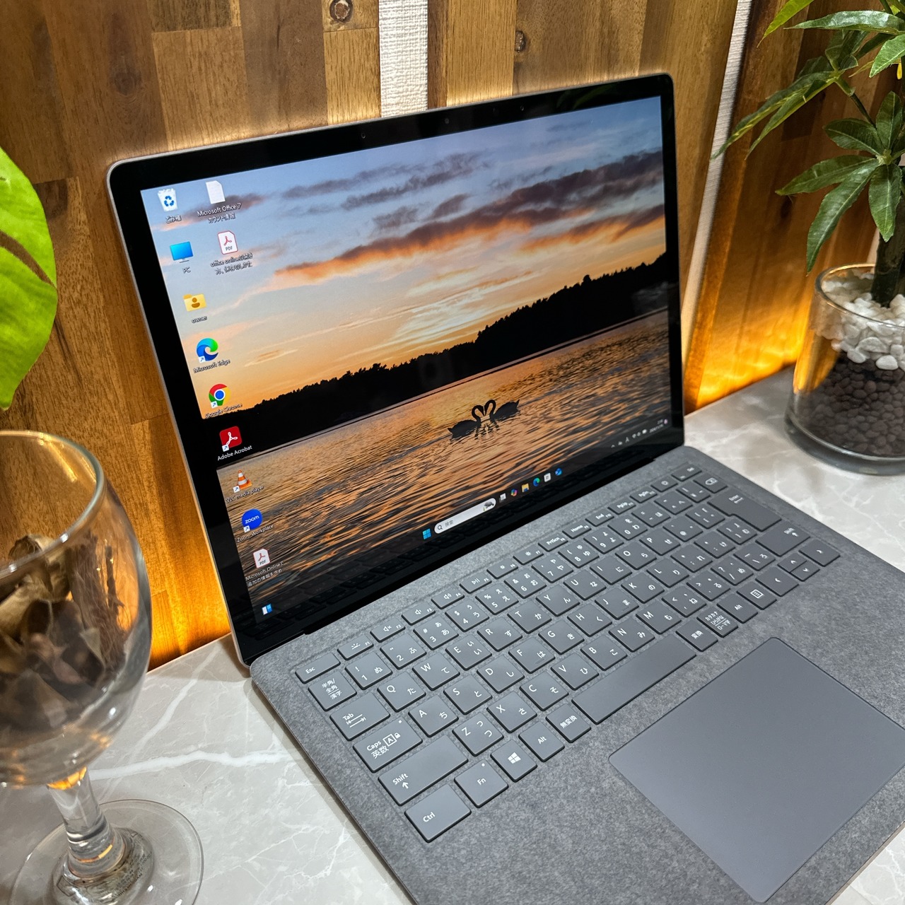 大人気!Surface Laptop3/Corei5第10世代/メモリ8GB/SSD128GB/タッチパネル式/最新ノートパソコン