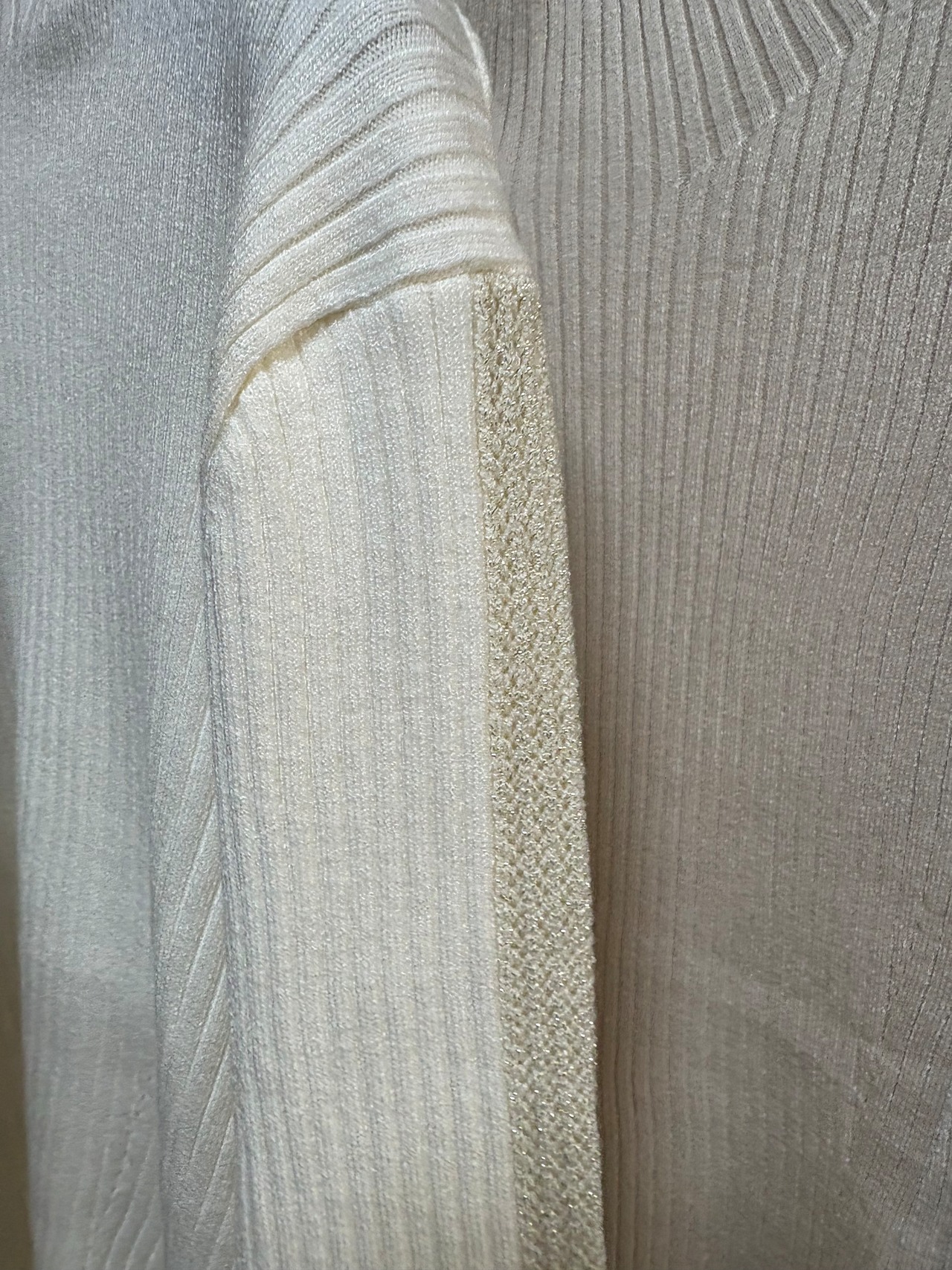 ROBE ハイネックネックラメラインニット531913