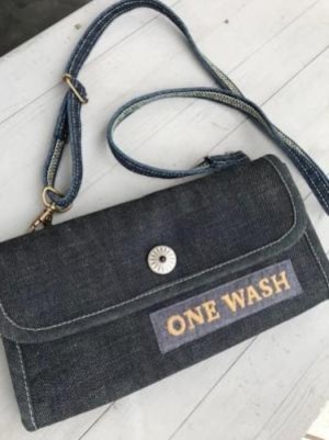 【ONEWASH】斜めがけ財布