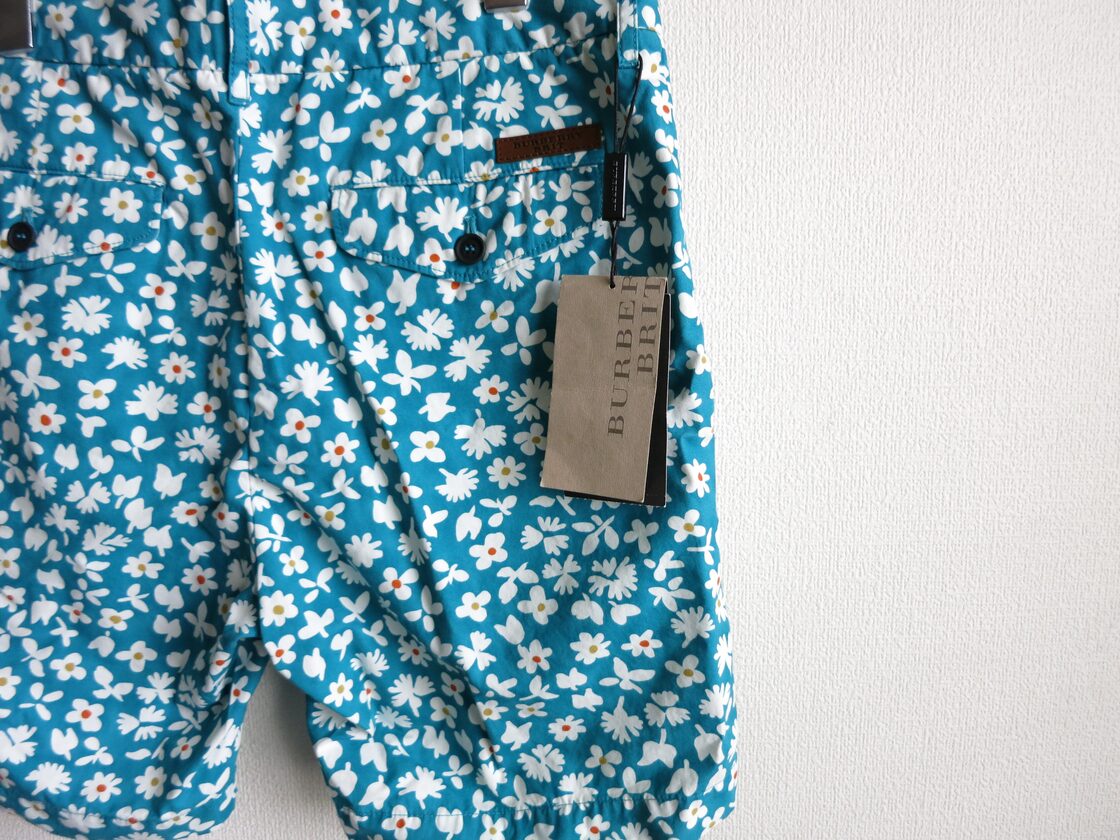 Burberry バーバリー 花柄ショーツ | Pay ID｜ショートパンツ・ハーフ 
