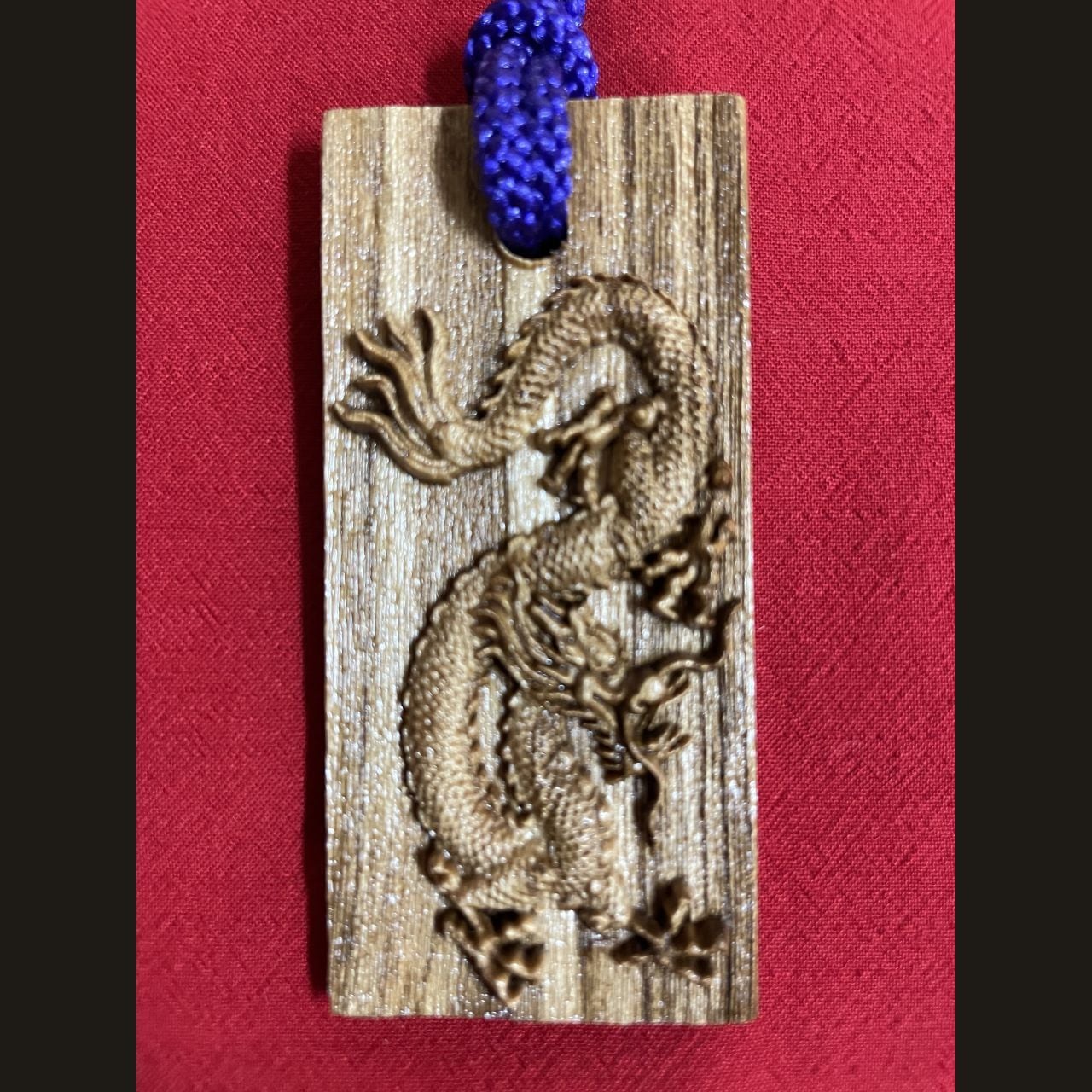 秋田県産】槐(えんじゅ) 龍虎レリーフ木札 | 遊工房 楽画喜や