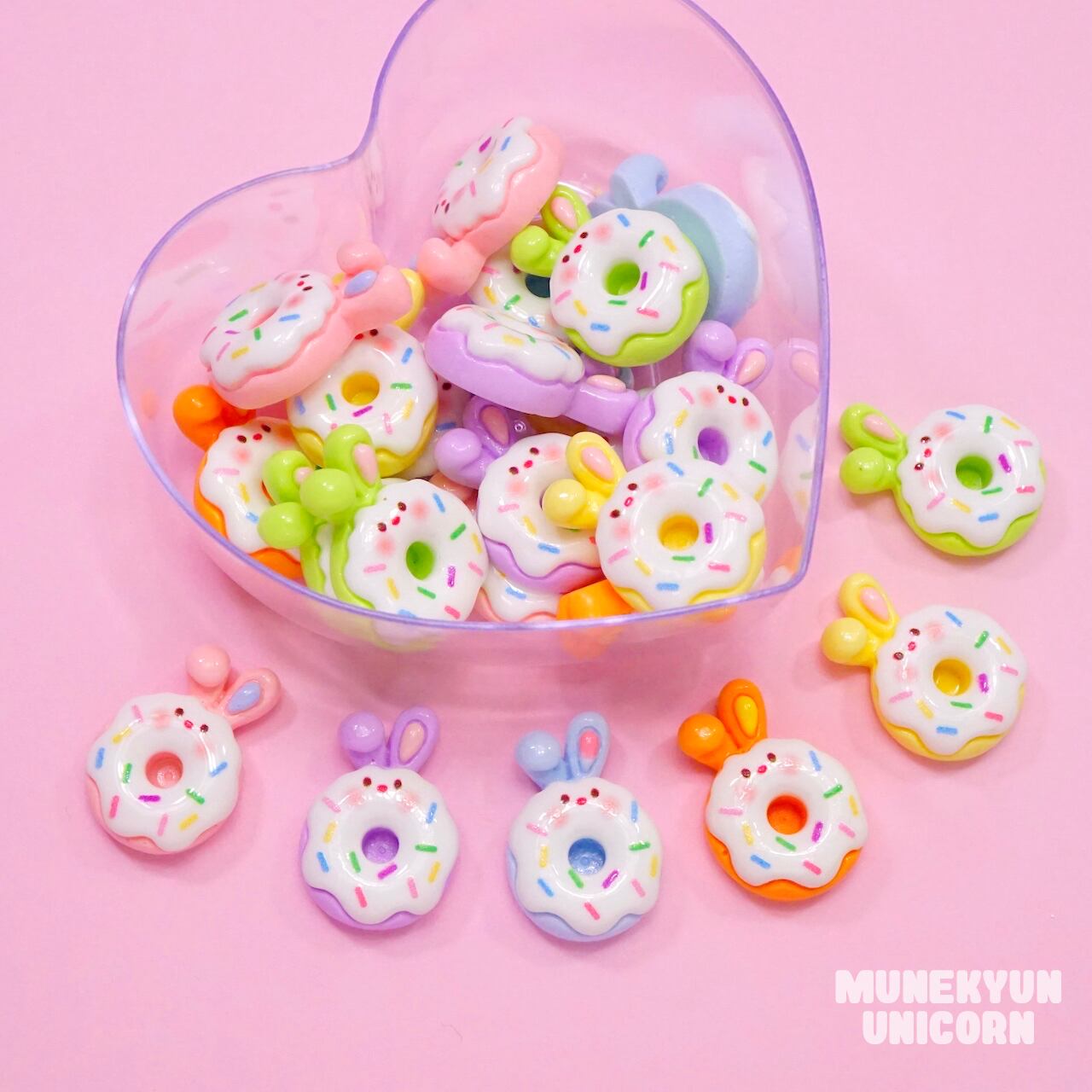D580【1個】 うさぎドーナツ デコパーツ 【6色展開】 | デコパーツと