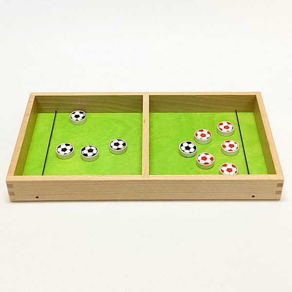 サッカークラブ ミニフラッグ 12本セット ミニサッカー | 国立 木のおもちゃ ブレーメン オンラインストア