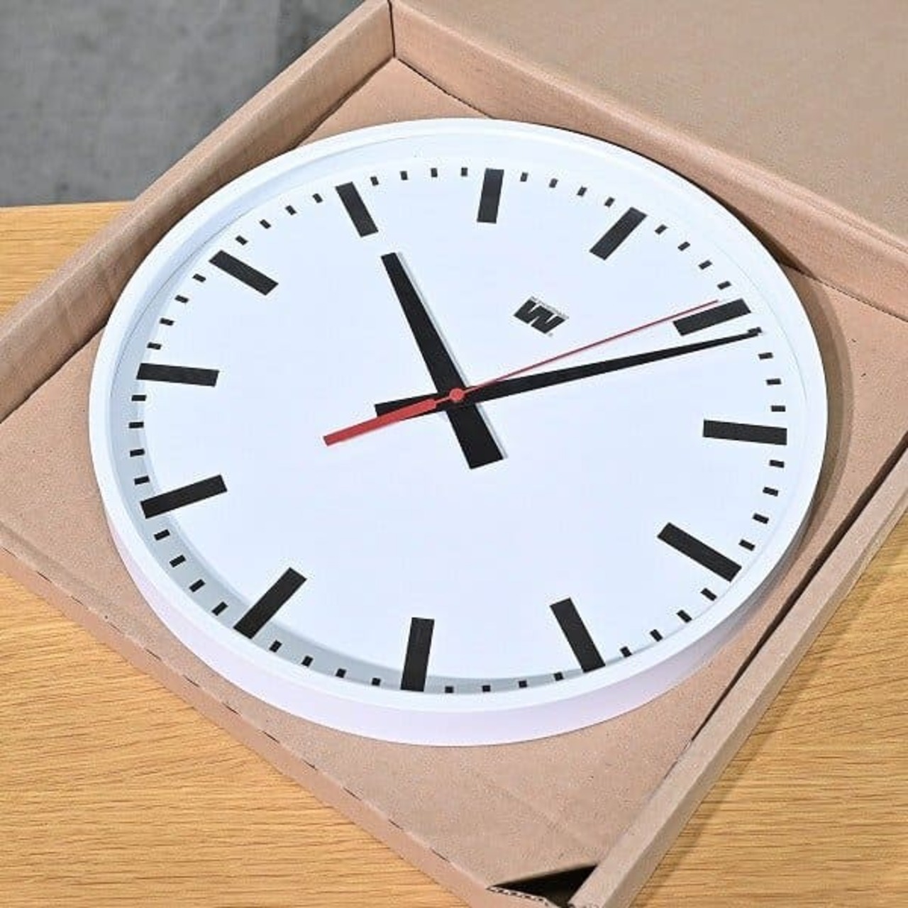 未使用品 スウェーデン WESTERSTRAND QUARTZ CLOCK「H-FACE」壁掛け時計 B リビング 書斎 オフィス 店舗 ウェスターストランド クロック【中古家具/中古インテリア/USED家具ユーズド家具/リサイクル】