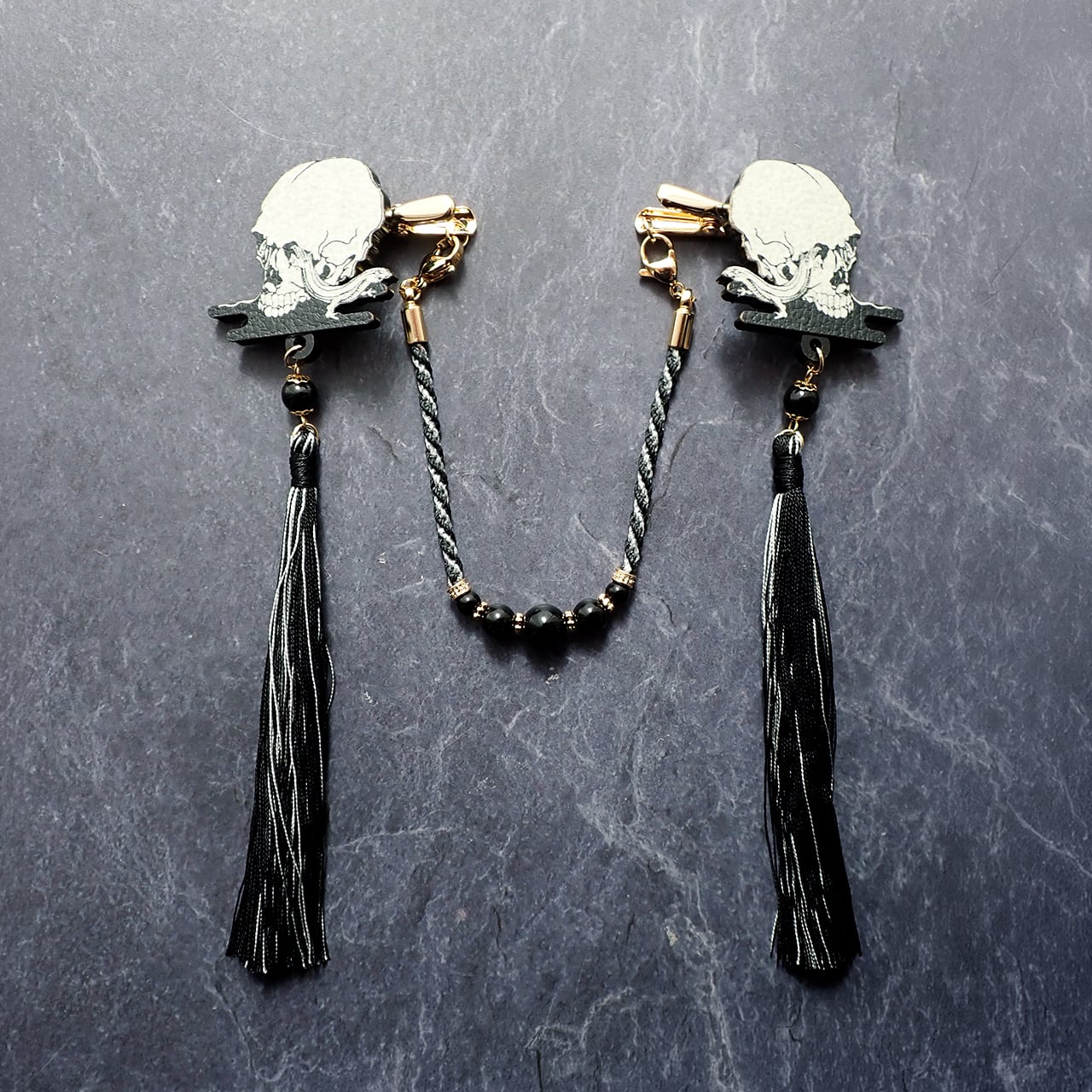 【受注生産】髑髏と蜥蜴の羽織紐　白×黒