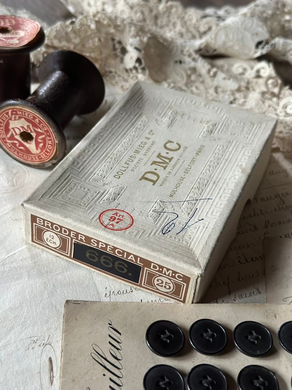 糸 | Brocante de La Cocotte （フランスアンティーク・ドライフラワー