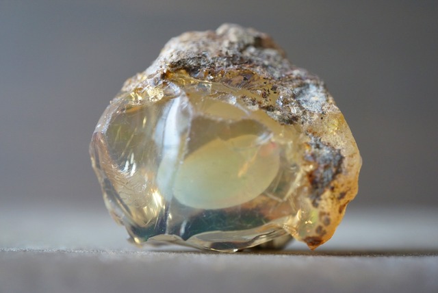 エッグ・イン・オパール Opal Egg 1331