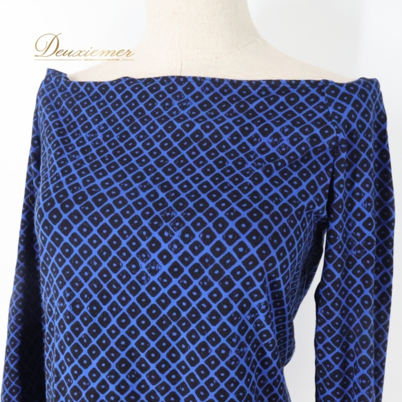 フラダンス 衣装 トップス カットソー ブルー系 マナオラ ハワイアン アロハ フラ ダンス レッスン 練習 グランジ加工 おしゃれ かわいい 上品 大人っぽい 鮮やか レッスン着 練習着 ブラック系 青 黒