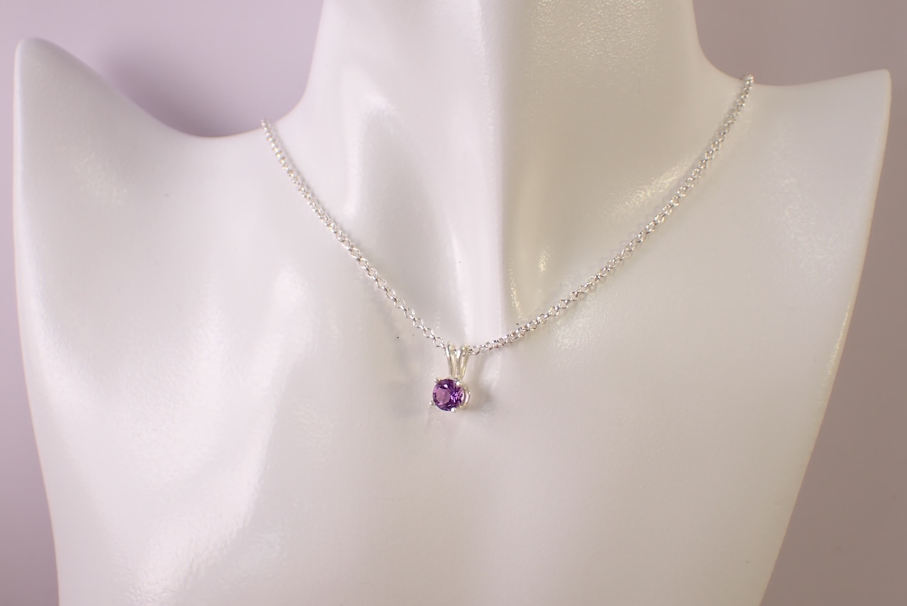 アメジストネックレス　0.71ct [D12‐158]