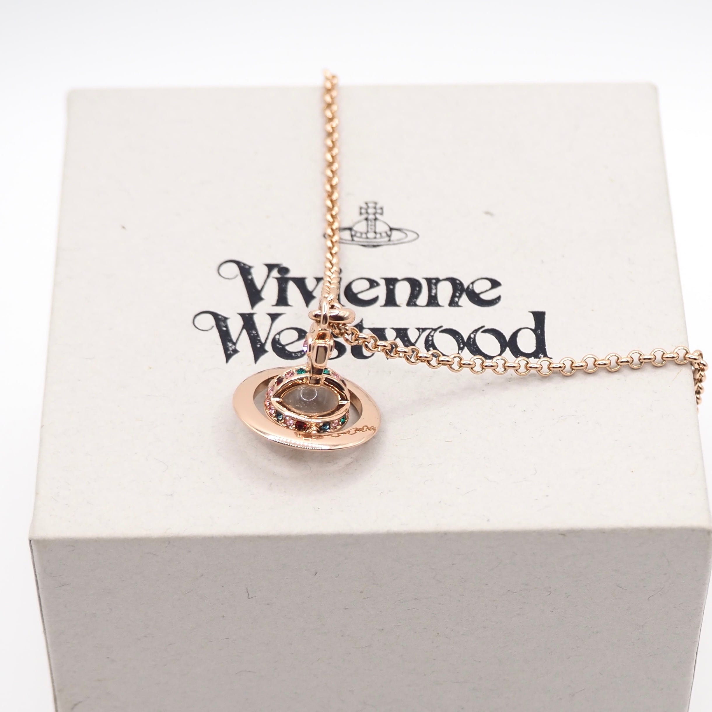 Vivienne Westwood New Tiny Orb ペンダント ネックレス ヴィヴィアン