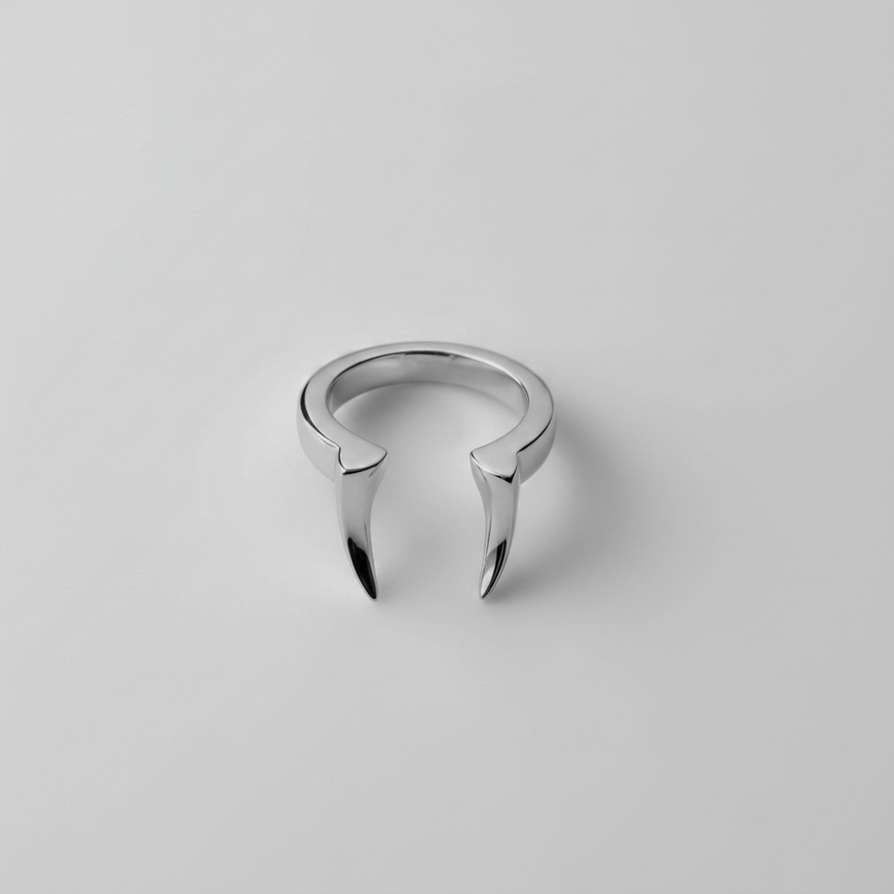 Cat’s Fang Ring - 1
