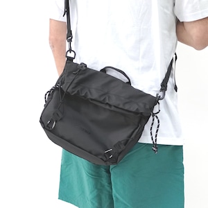 ELLIKER エリカー Nidder Roll Top Crossbody Bag 6L ロールトップ ショルダーバッグ 防水 アウトドアバッグ