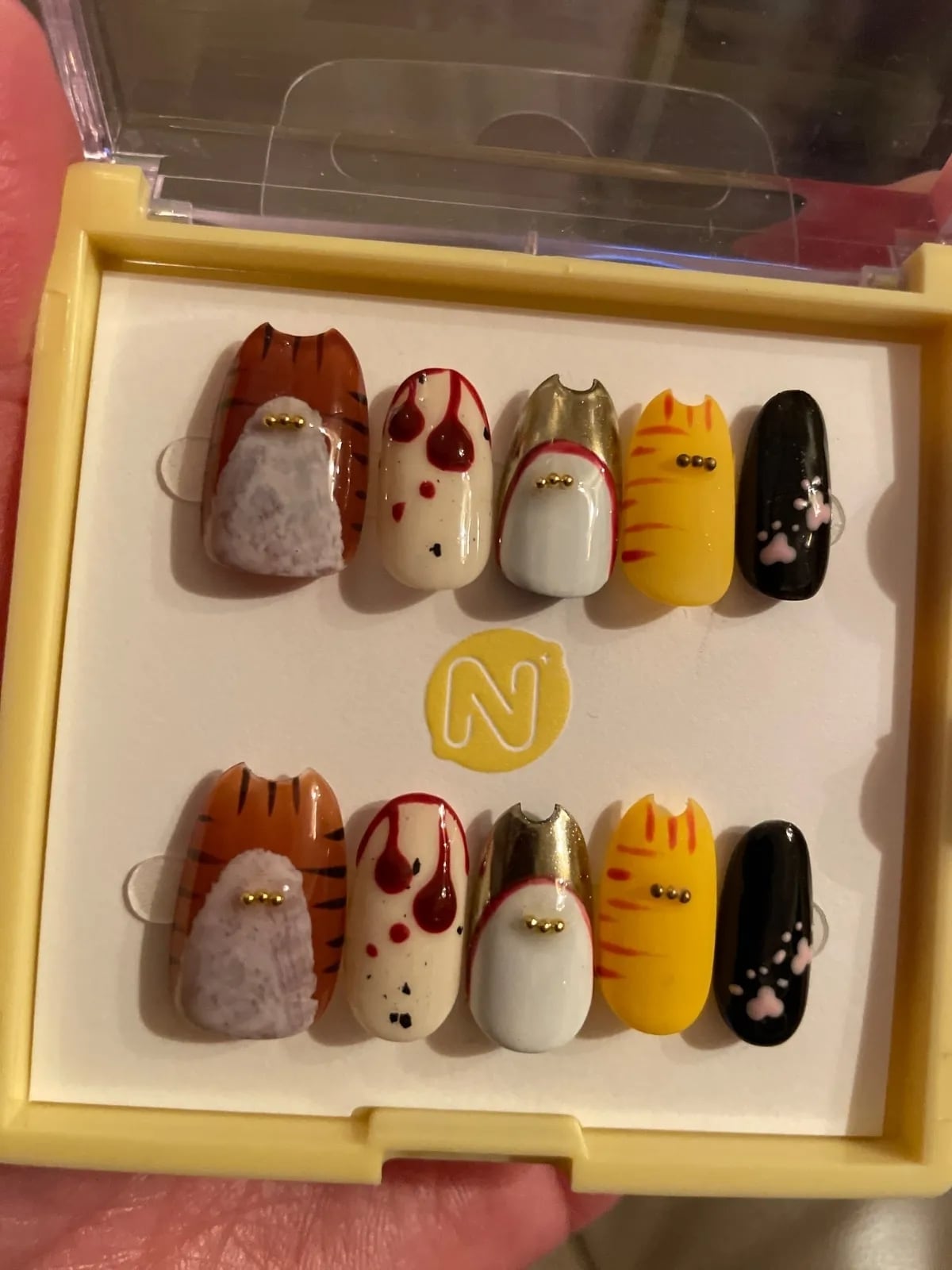 蛇 スネーク ハンドメイド サロン品質 ネイルチップ ピンク 花柄 ラメ