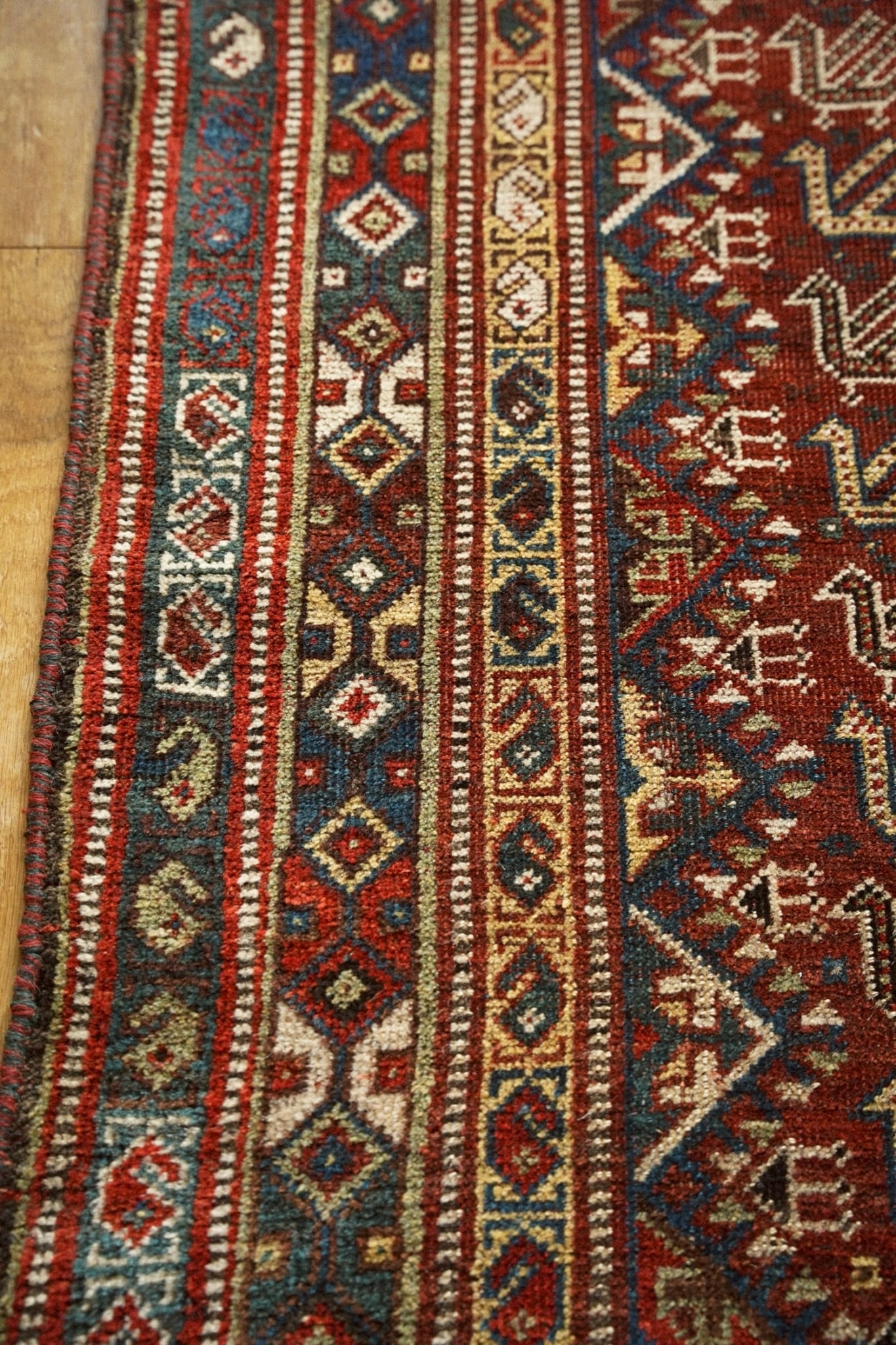 khamse rug今だけお値下げ！ 2075-Semi Antique Khamse rug | 手織りのヴィンテージラグ専門店