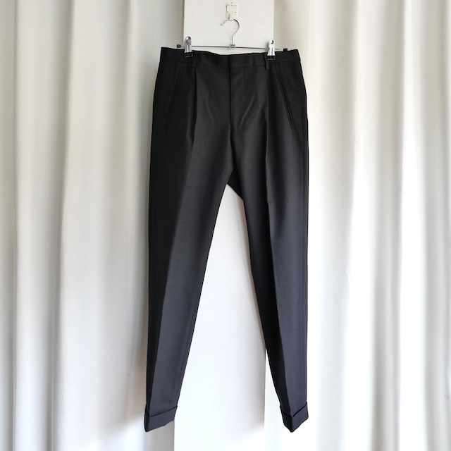 DRIES VAN NOTEN 2TUCK BLACK SLACKS