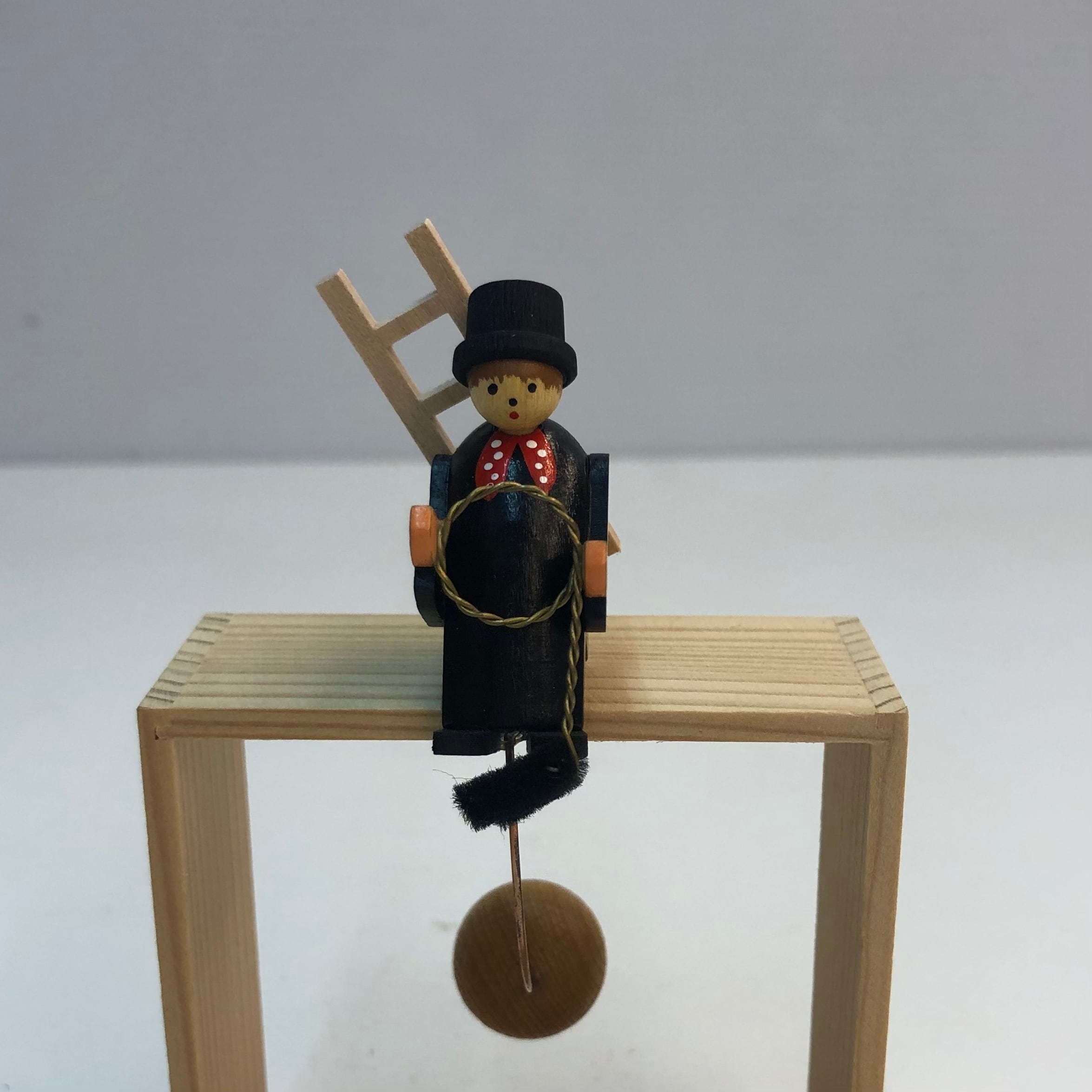 ヴォルフガング・ヴェルナー工房 / やじろべえ | wg-anne