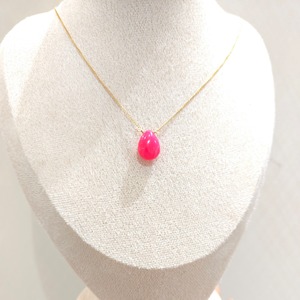 ～1歩を踏み出す勇気を与える～ 一粒天然石のアクセサリー 《evolution》シリーズ・【フューシャピンクカルセドニー・マロン】 《ネックレス》