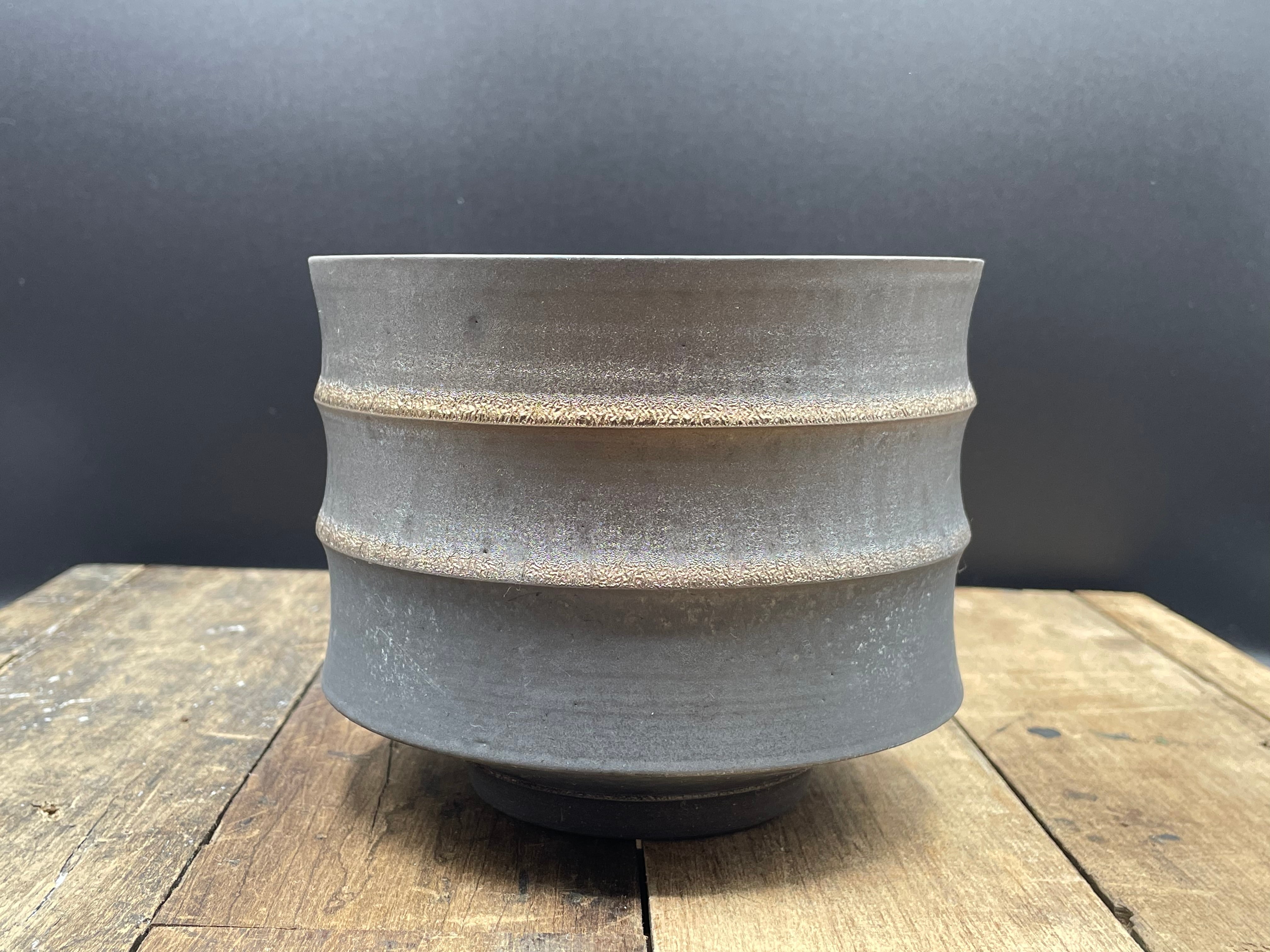 【田中元将】 plant pot