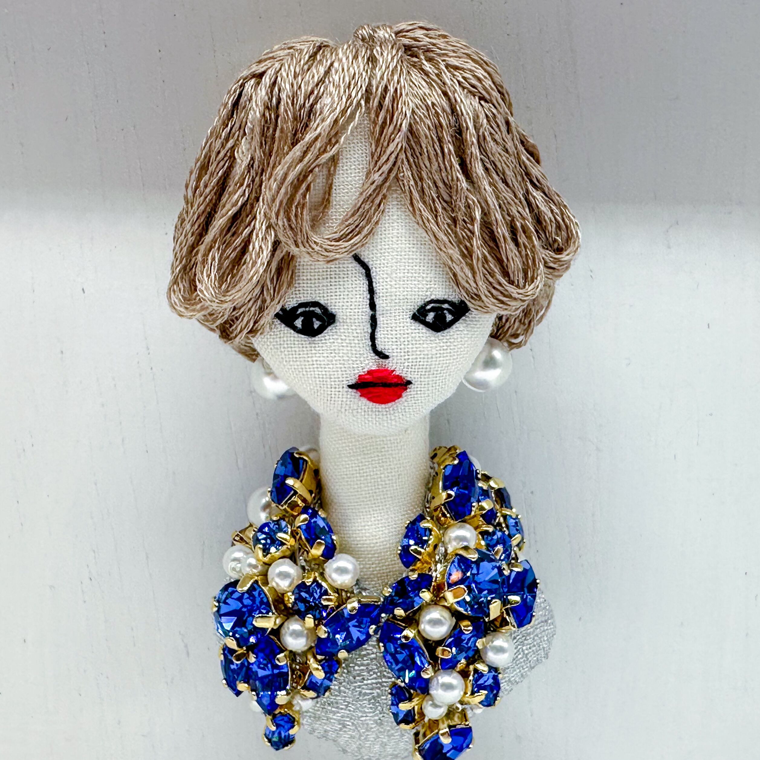 美品 Ruminy お人形チャーム ブローチ♡ Ruminyドールチャーム ドール