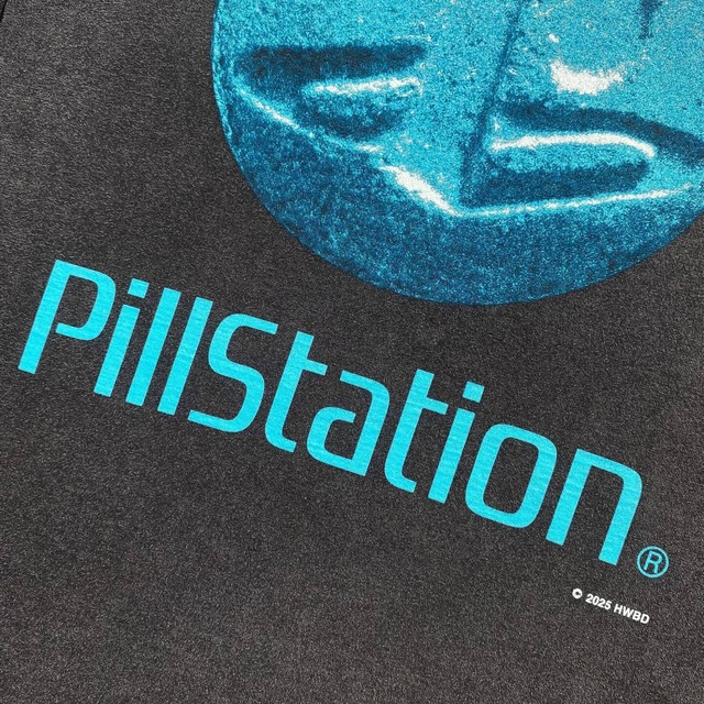 PILLSTATION LONG SLEEVE