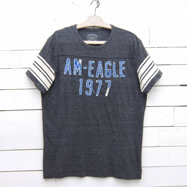 AMERICAN EAGLE アメリカンイーグル OUTFITTERS ワッペン付き ダメージ加工 フットボールTシャツ メンズ Lサイズ