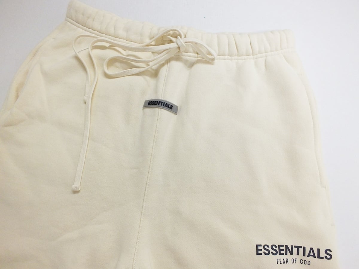 ESSENTIALSエッセンシャルズリフレクターロゴスウェットハーフパンツ￥21000＋tax | LIFE is powered by BASE