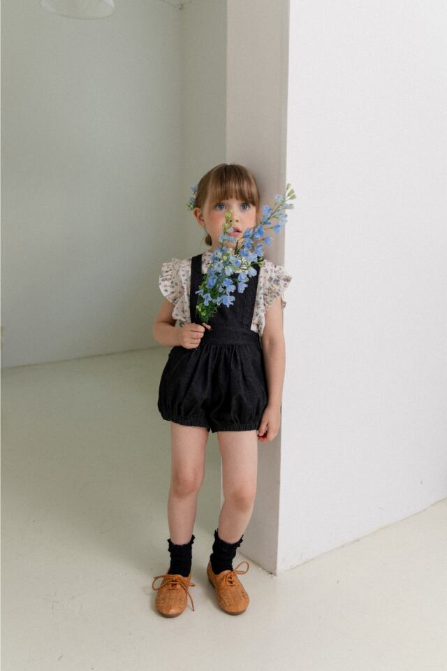 即納︴Wonny Ribbon / Black denim romper | gyuu.