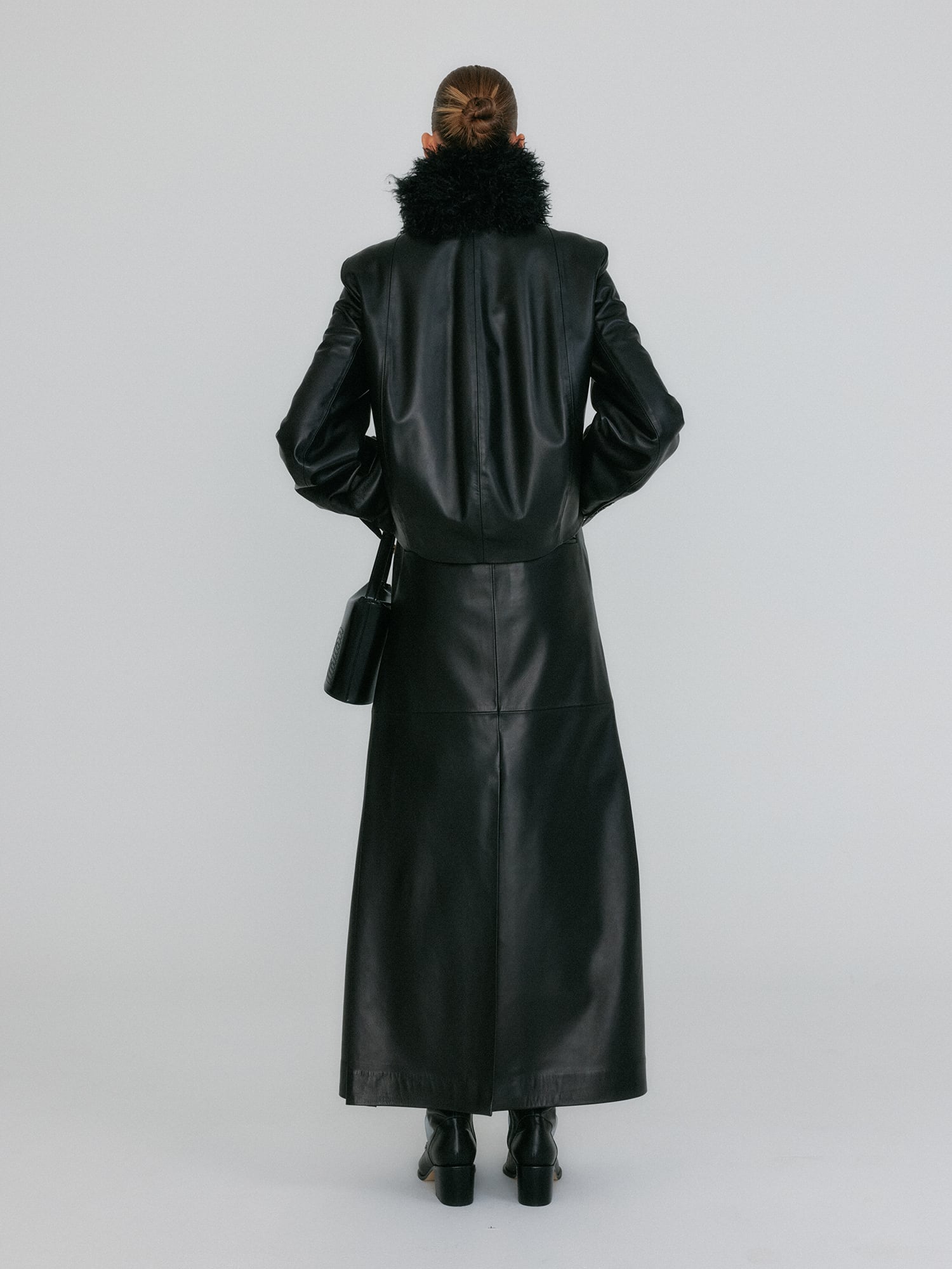インク EENK ZEMM COCCON VOLUME LEATHER JACKET BLACK ☆aespa ニンニン 着用!!【EENK】ZEMM Coccon Volume Leather
