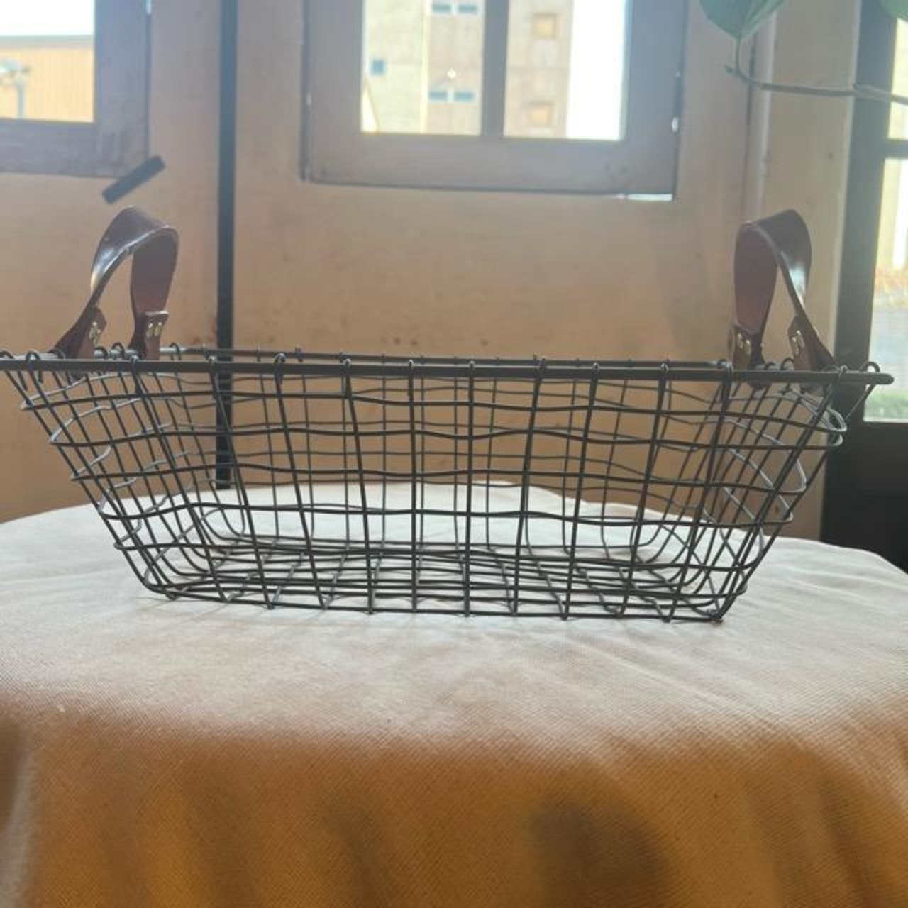 Large leather rectangular wire basket　