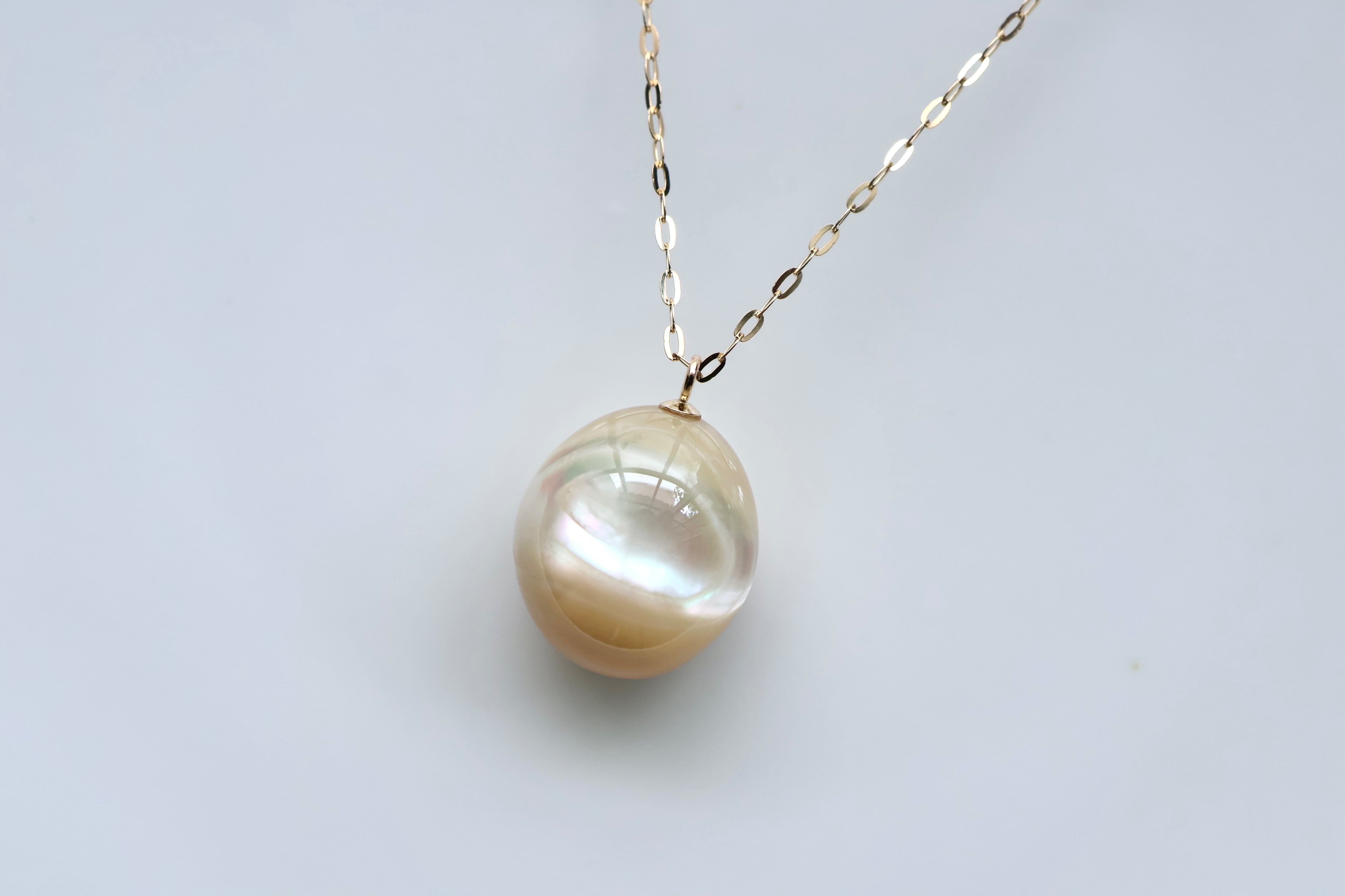 夜光貝ペンダント K10 うみたまご | 石垣島の夜光貝アクセサリー