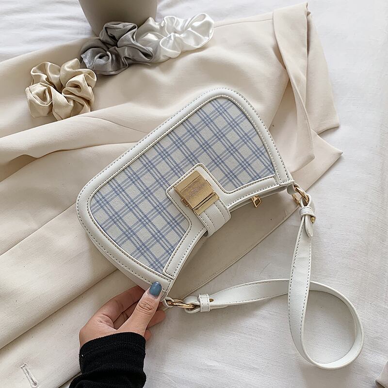 人気のスモールバッグ女性バッグ2020夏の新しい波の野生のテクスチャショルダーバッグネット赤ファッションチェック柄脇の下バッグ Tiancai_Wing_Bag9676384