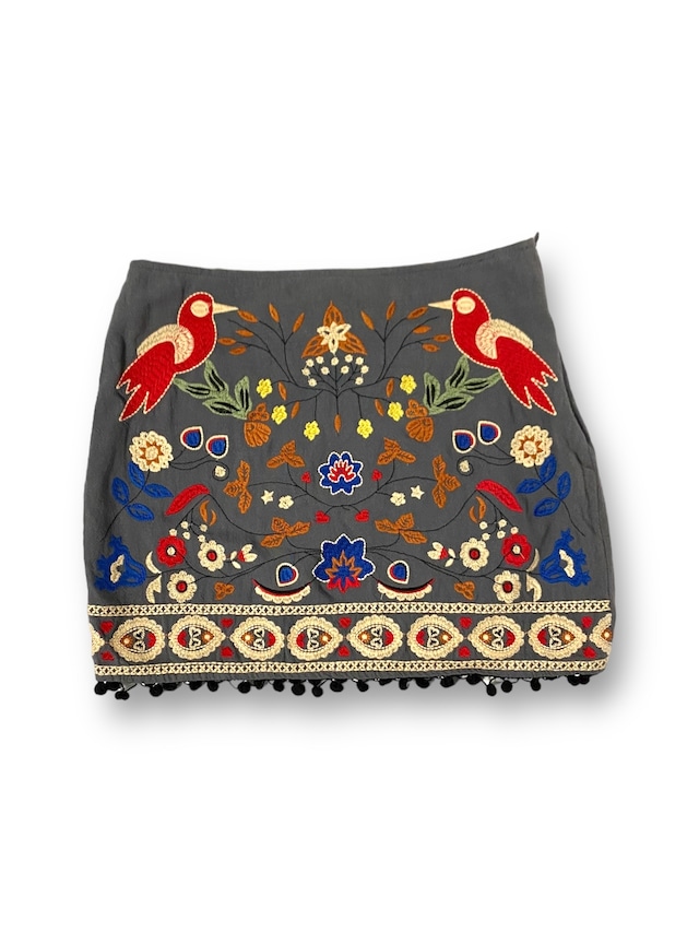 Embroidery mini skirt