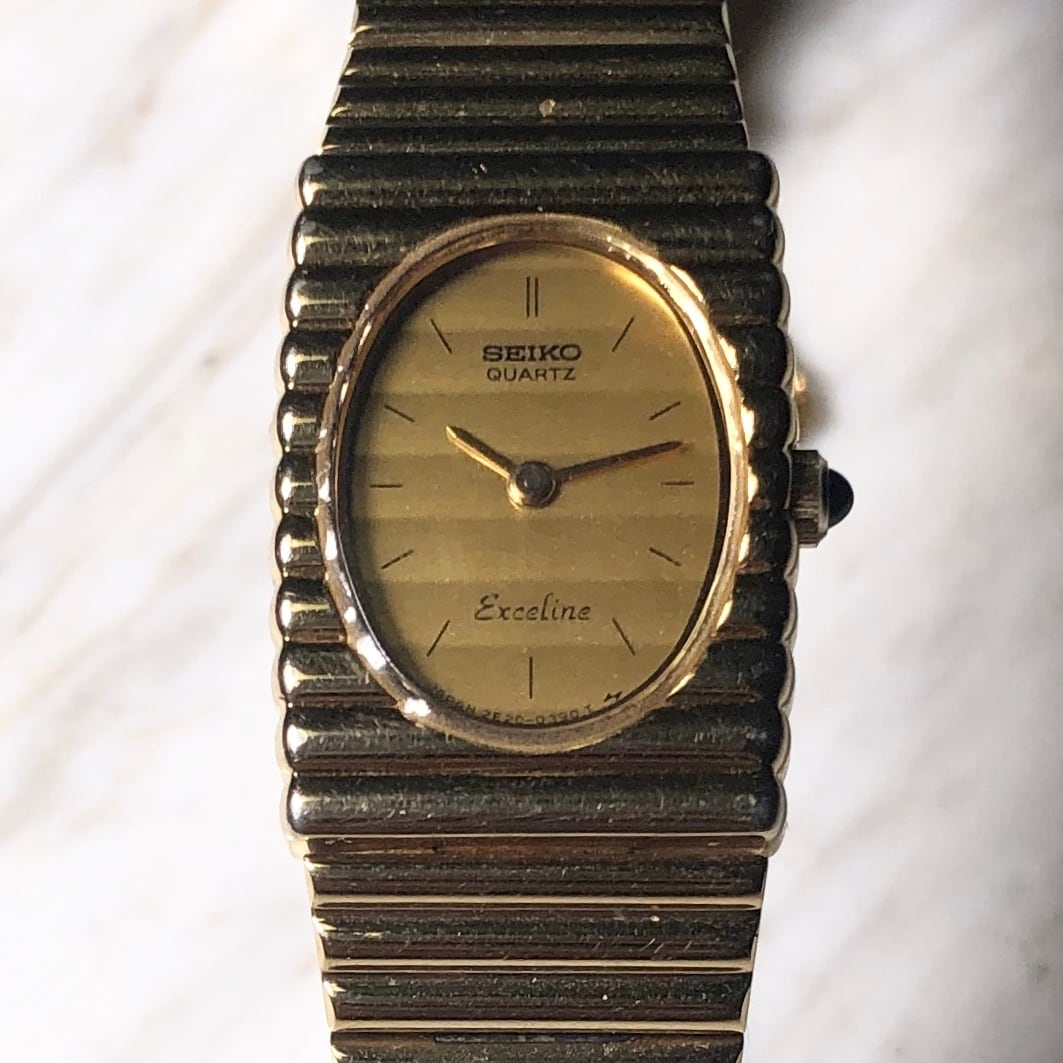 vintage SEIKO rectangle lady's quartz watch 